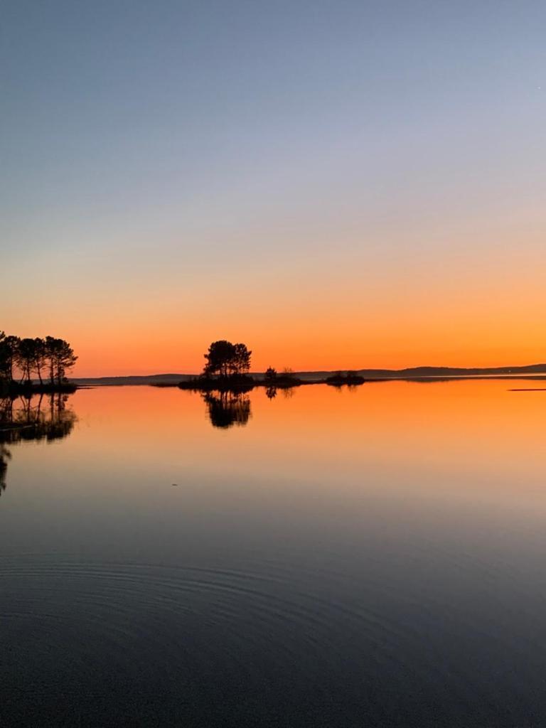 La cachette du lac Lacanau Esterno foto